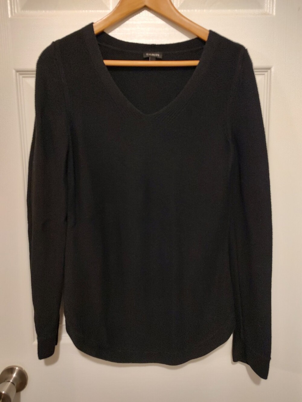 Talbots Black V-Neck Long Sleeve Sweater